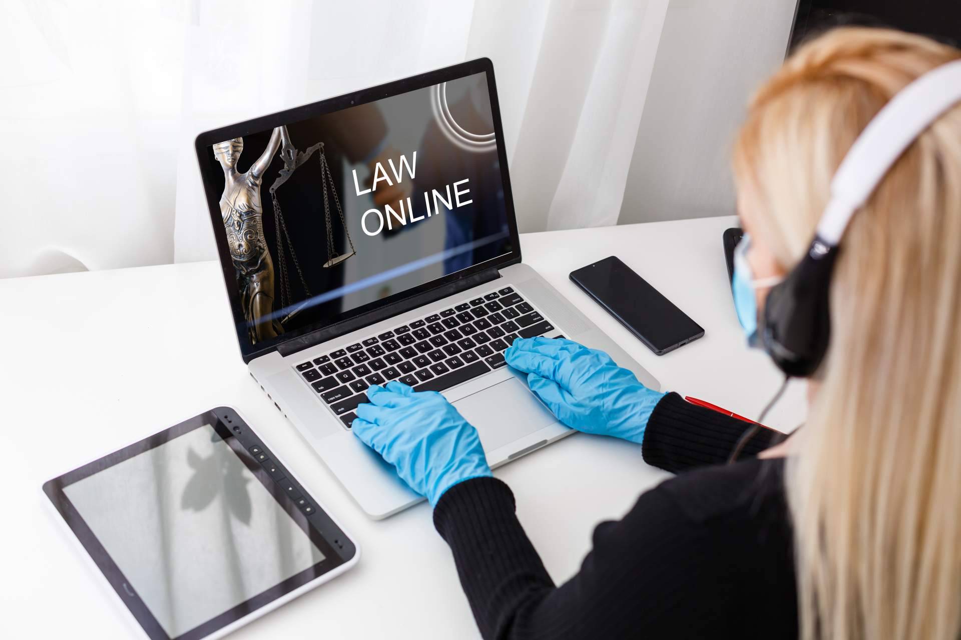 How to contact the best lawyer in the city