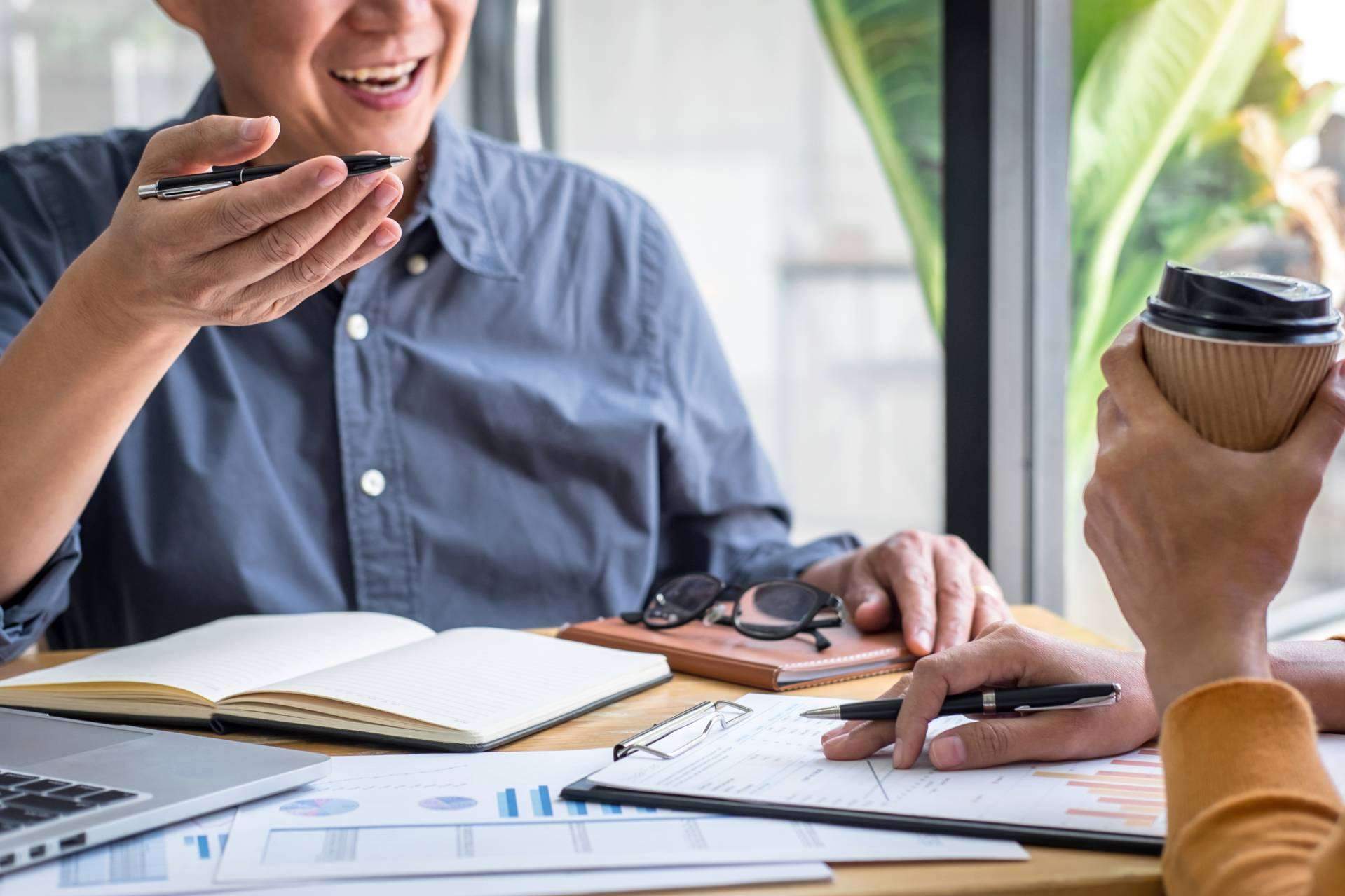 Knowee's digital business cards mark a new era of networking for freelancers and entrepreneurs