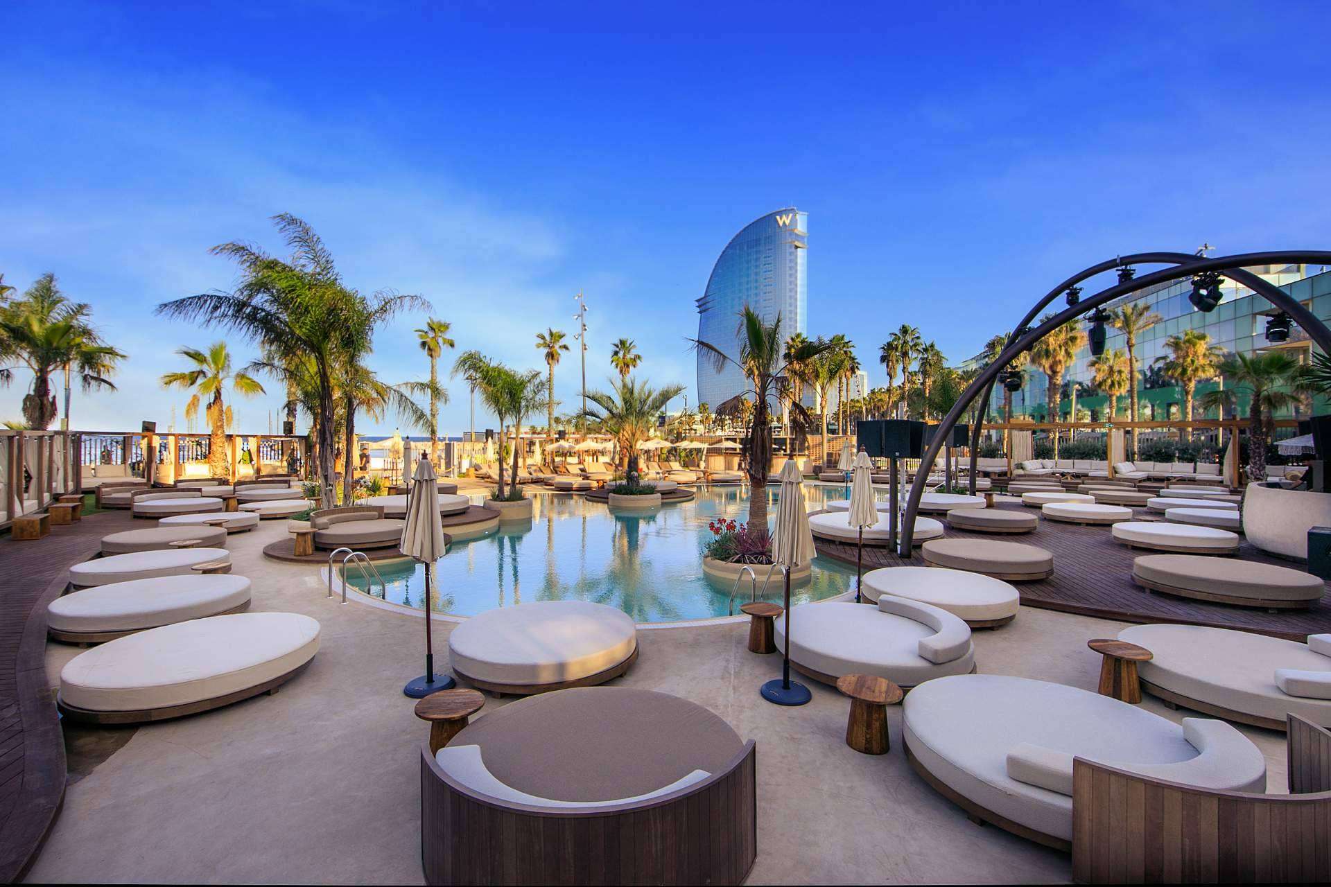 Bastian Beach Club; Luxury by the sea at Barcelona's new top venue